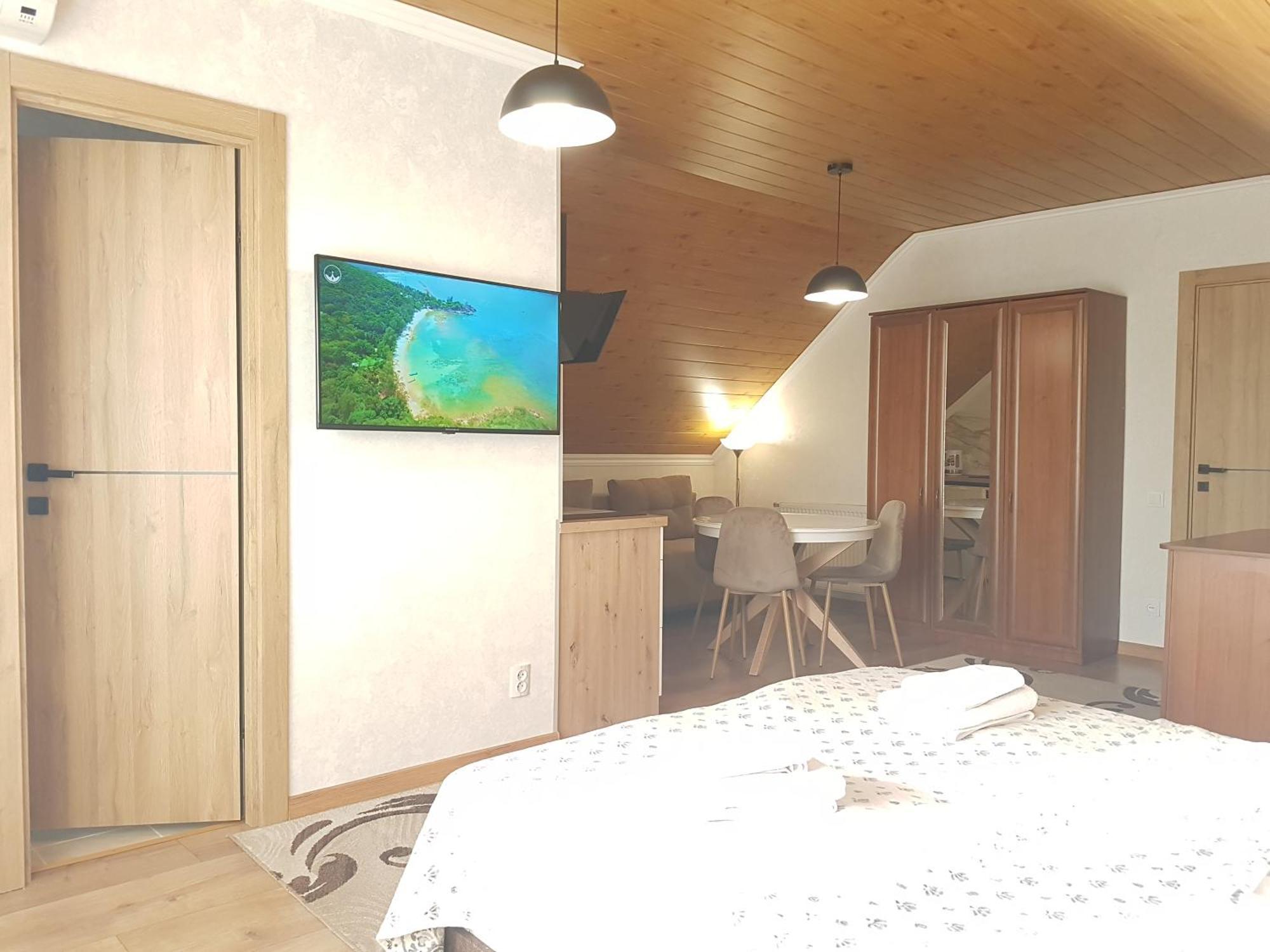 U Neli Hotel Solochin Bagian luar foto