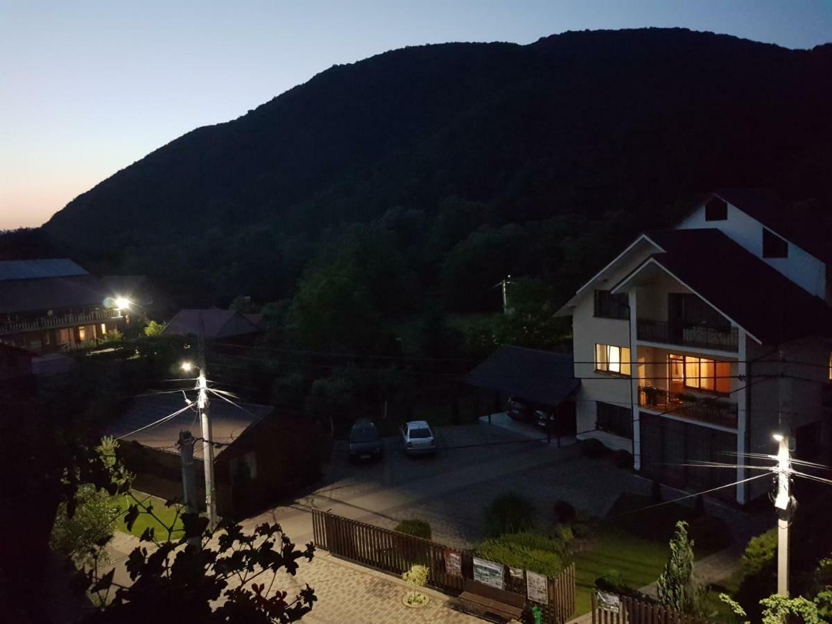 U Neli Hotel Solochin Bagian luar foto